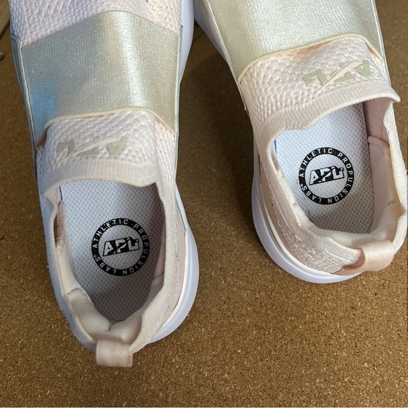 APL Techloom Bliss Knit Running Size 6 - Picture 3 of 11